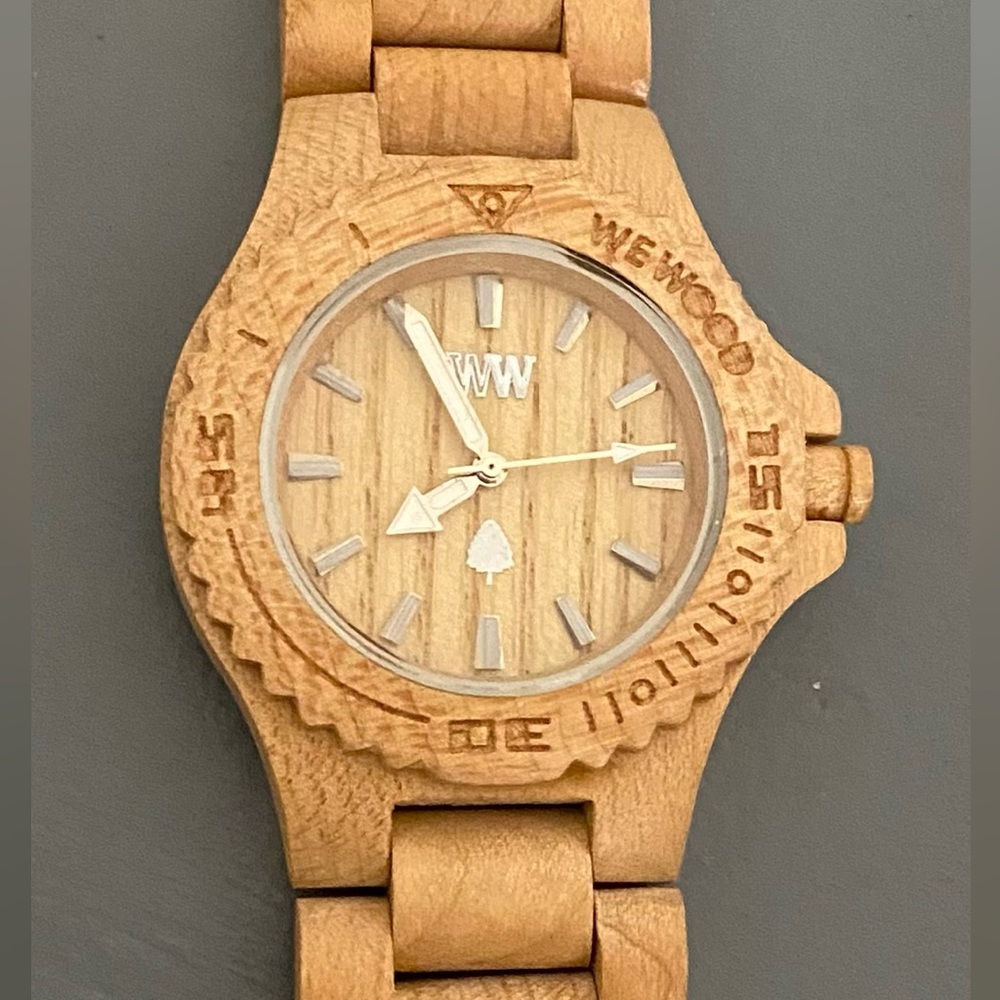 Beige WeWood watch -maple